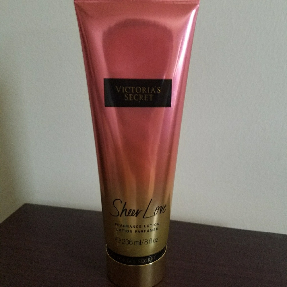 VS sheer love lotion